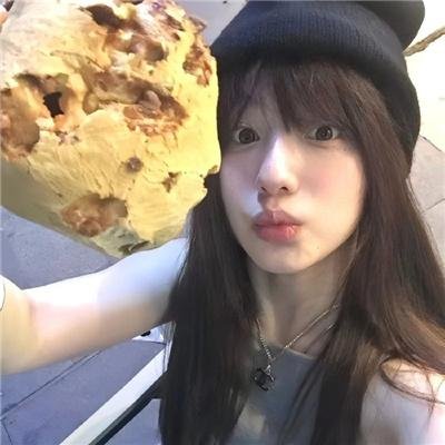 女孩爱跑步